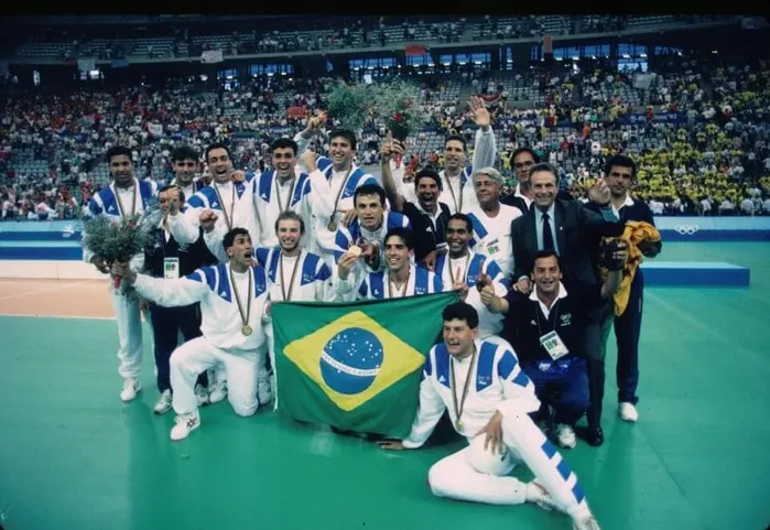 Brasil campeão olímpico de vôlei em Barcelona, em 1992