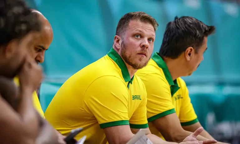 Basquete: T&eacute;cnico do Brasil comenta vaga nas Olimp&iacute;adas: &ldquo;Somos competitivos, o problema &eacute;&hellip;&rdquo;