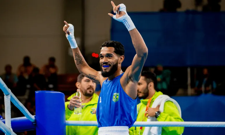 CLASSIFICADO! Em decisão unânime, boxe brasileiro garante mais uma vaga nas Olimpíadas de Paris
