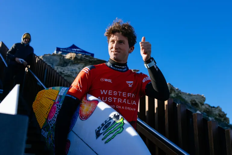 [Exclusiva] Crosby Colapinto promete lutar por títulos em 2026 e se declara ao Brasil: “Admiro o Medina”