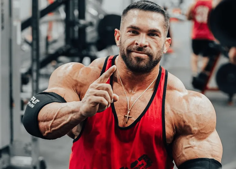 O caminho alternativo de Derek Lunsford, o ‘novo Ronnie Coleman’, até o título do Mr. Olympia 2023