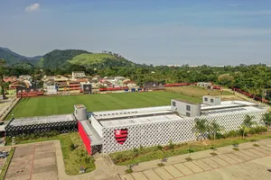 Flamengo fecha contratação de jogador que é febre no Tik Tok