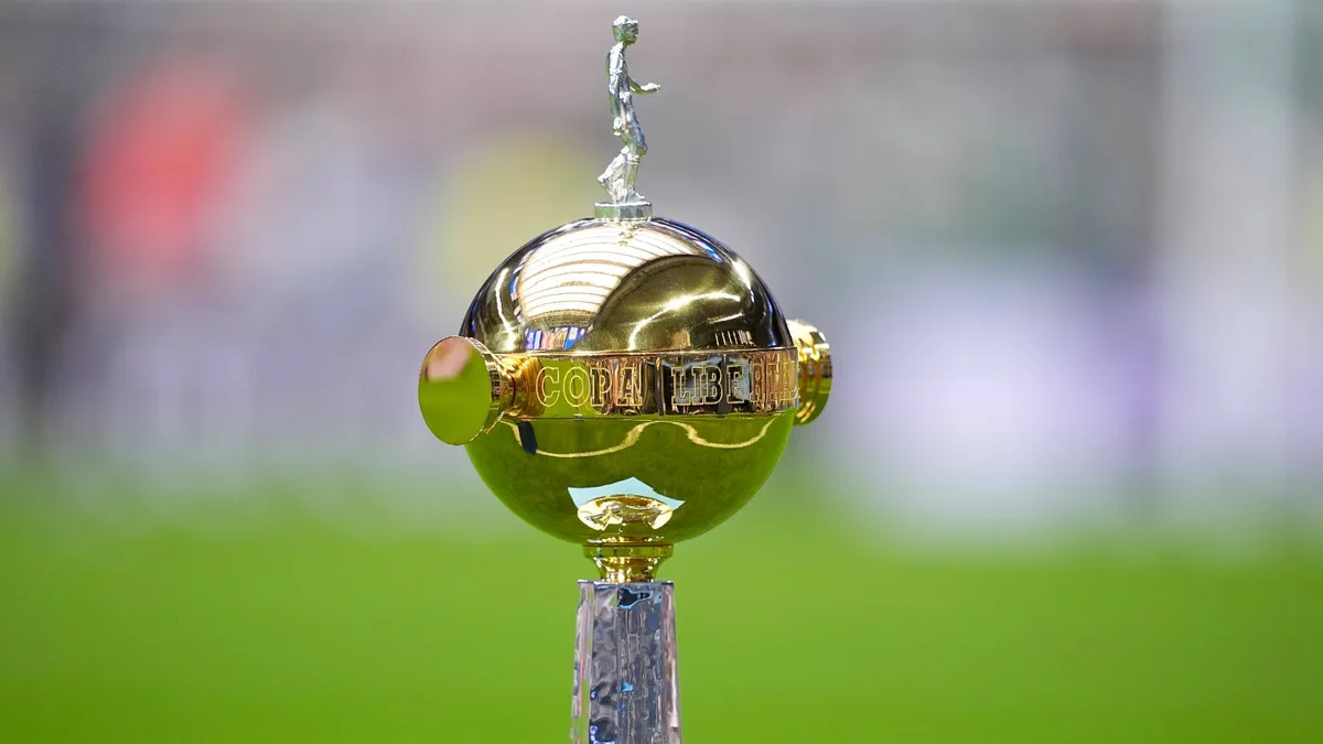 Palmeiras bate Fluminense no Maracan&atilde; na ida da semi da Libertadores