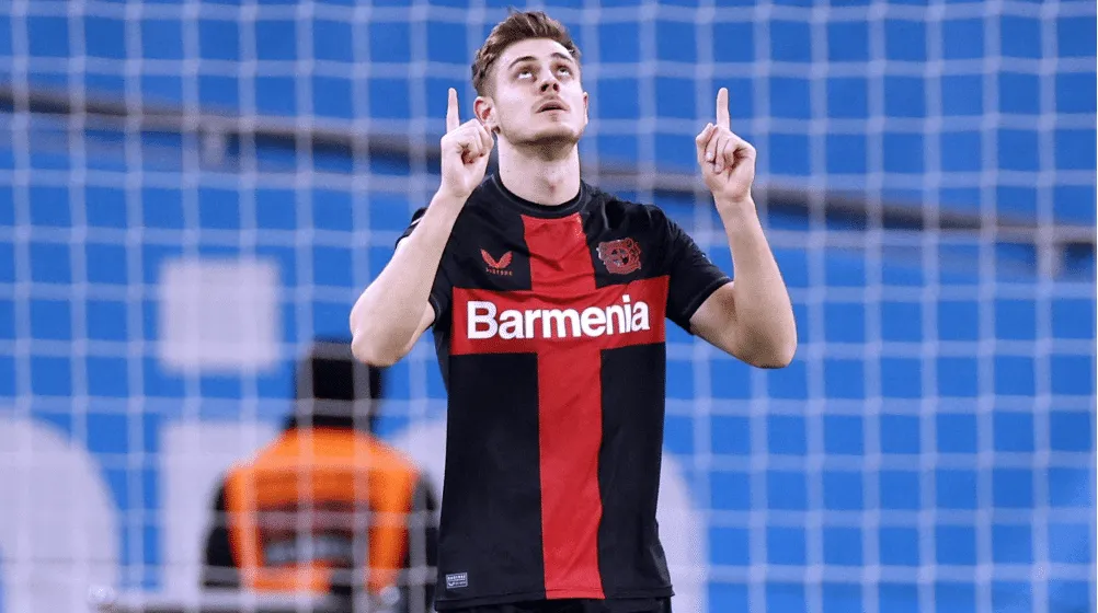 Josip Stanišić pelo Bayer Leverkusen