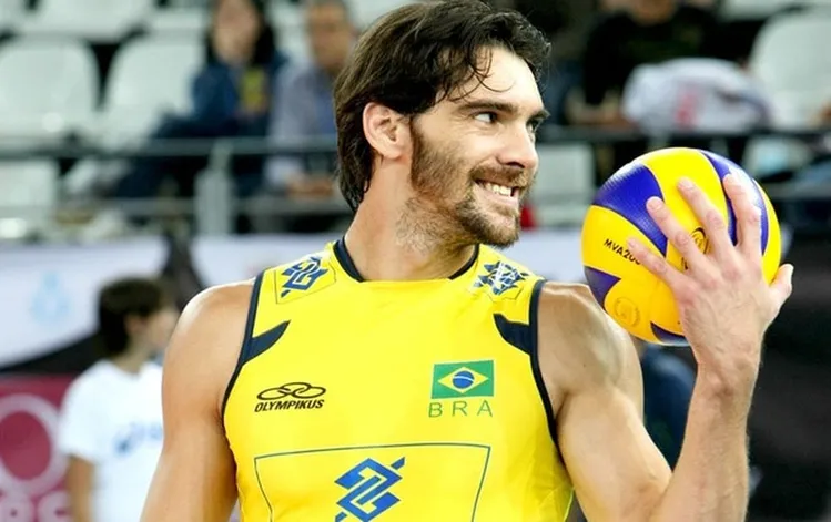 Giba ponta da seleção brasileira e melhor jogador de vôlei do mundo no século 21