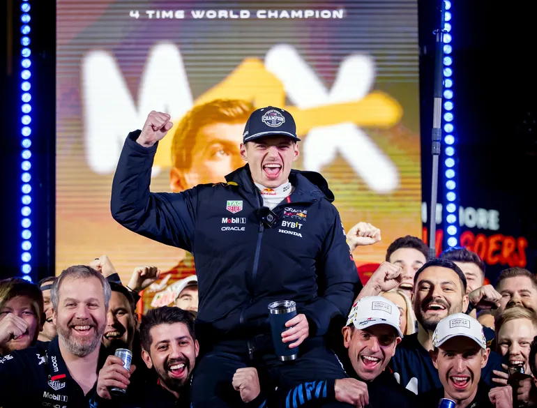 Verstappen cria dinastia na F&oacute;rmula 1 e fala pela primeira vez sobre seu quarto t&iacute;tulo mundial