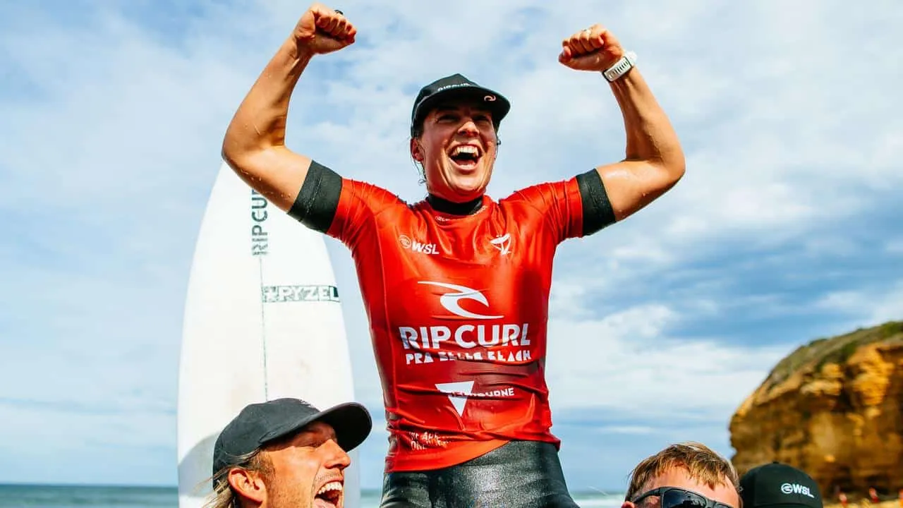 As 10 melhores surfistas do mundo da história e na atualidade ([auto_last_update format="Y" before=""])