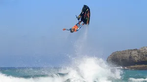 Nível Mundial! Piloto de jet ski brasileiro conquista ouro na Espanha