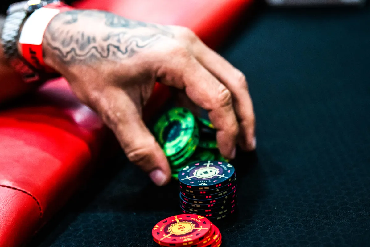 Os 7 melhores cursos de Poker (2026): aprenda a ganhar mais dinheiro