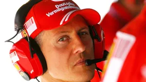 Climão: comentarista faz piada com Schumacher e se desculpa