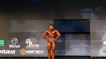 Ramon Dino fica em 3&ordm; na Classic Physique e perde o t&iacute;tulo do Mr. Olympia