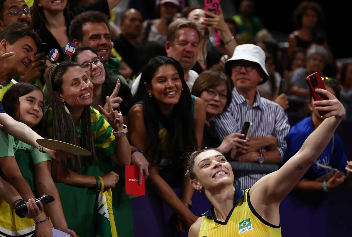 A sele&ccedil;&atilde;o brasileira em duelo contra a sele&ccedil;&atilde;o da Rep&uacute;blica Dominicana pelas quartas de final de Paris 2024 (Divulga&ccedil;&atilde;o/Luiza Moraes/COB)