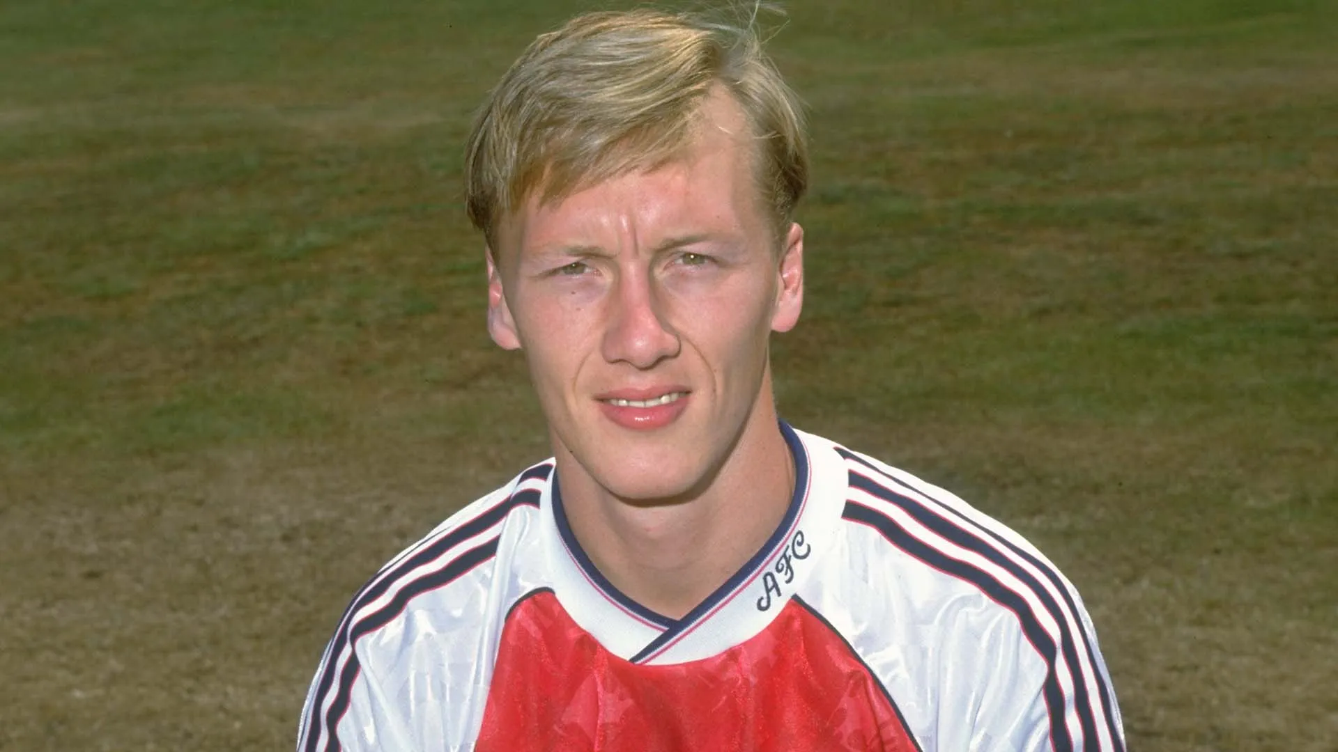 melhor lateral-direito inglês da história