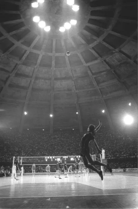 Saque jornada nas estrelas no voleibol feito por Bernard