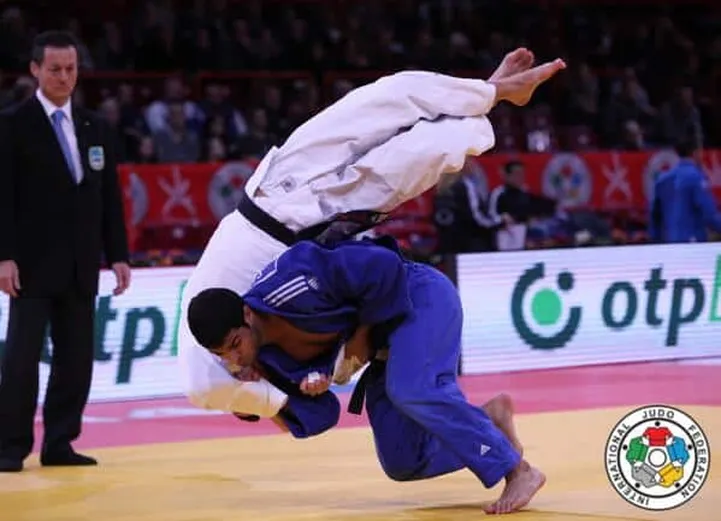 Sode Tsurikomi Goshi