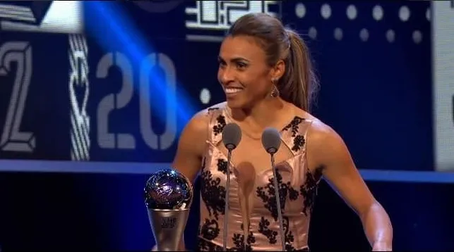 Marta melhor jogadora do mundo