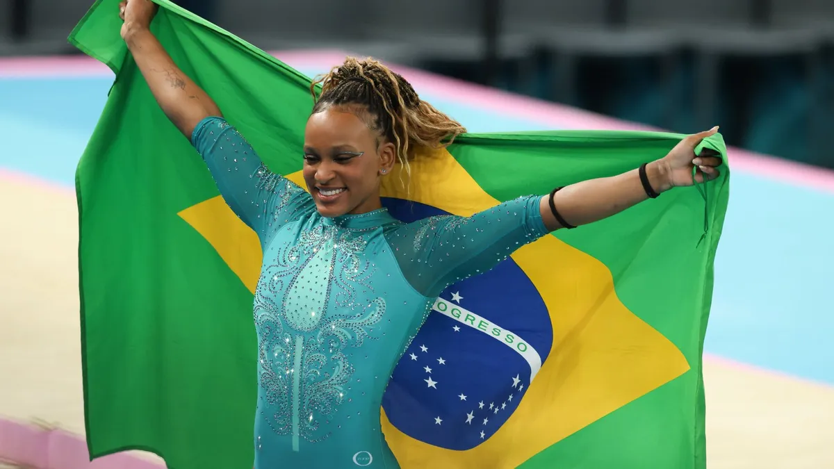 Rebeca Andrade lidera sele&ccedil;&atilde;o brasileira no Mundial de gin&aacute;stica em Roterd&atilde;