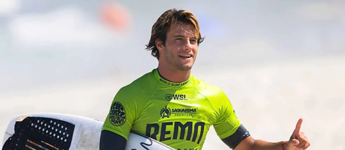 A solidão acabou! Mateus Herdy ganha companhia de mais um brasileiro no top 10 do CS da WSL