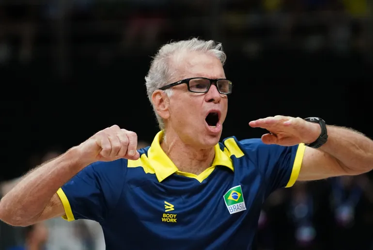 Bernardinho define saída de ponteiro titular para duelo contra a Alemanha na VNL
