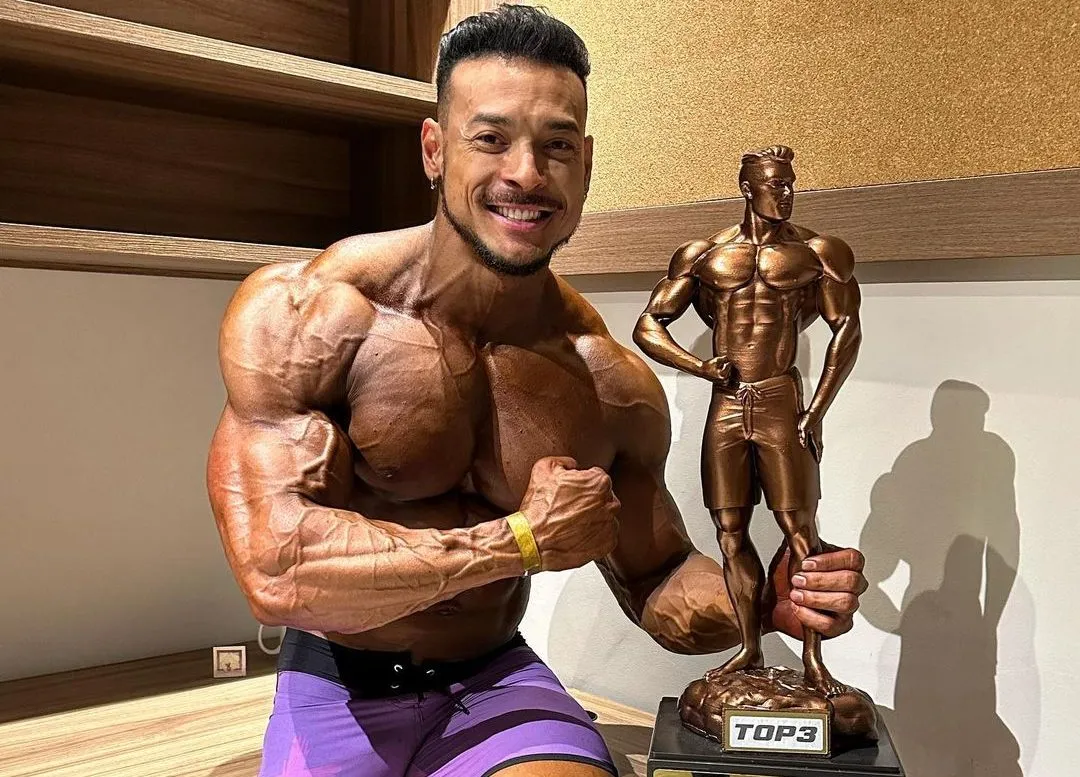 O contrato oferecido pela Shark Pro ao Felipe Franco