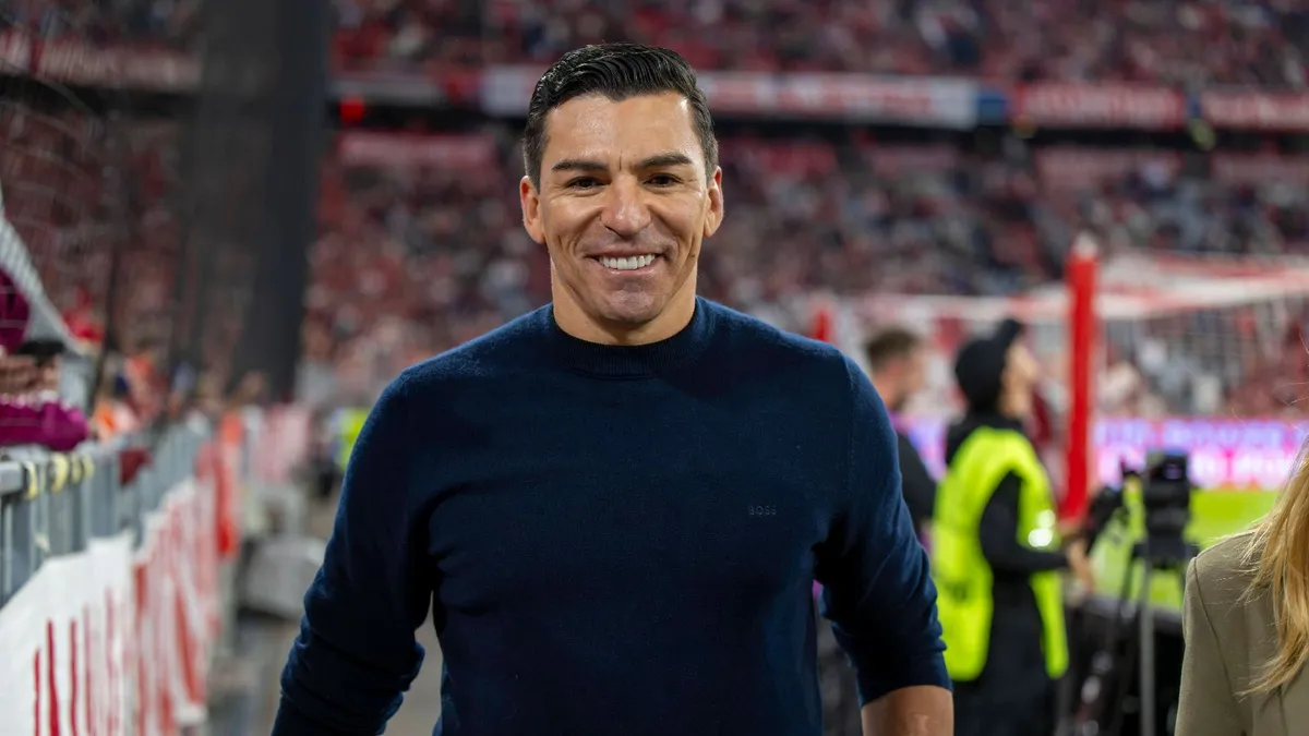 L&uacute;cio zagueiro: hist&oacute;ria, times e t&iacute;tulos do ex-capit&atilde;o da Sele&ccedil;&atilde;o