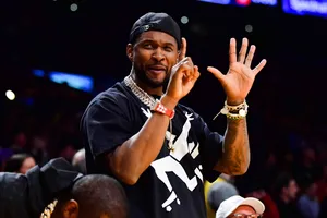 Na onda da nostalgia, NFL confirma Usher no Super Bowl: relembre atrações lendárias