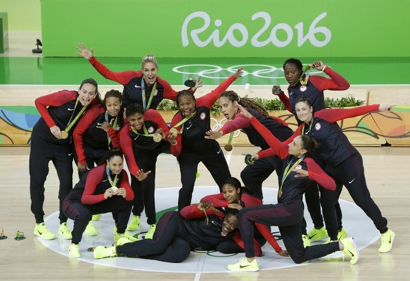 Seleção feminina de basquete dos Estados Unidos campeã olímpica no Rio 2016