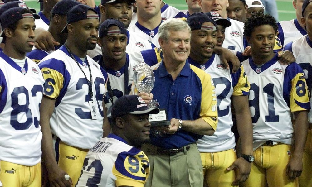 Dick Vermeil head coach do Los Angeles Rams