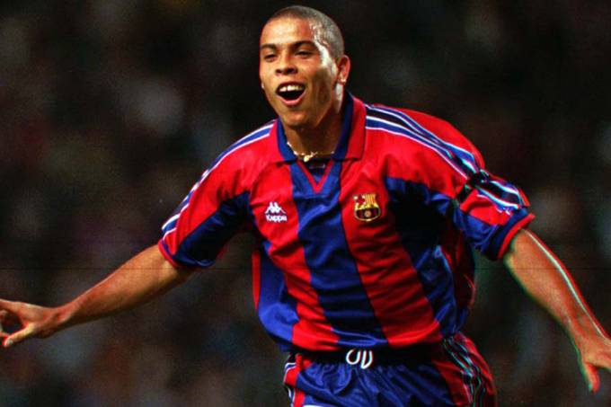 Ronaldo melhor jogador do mundo de 1996
