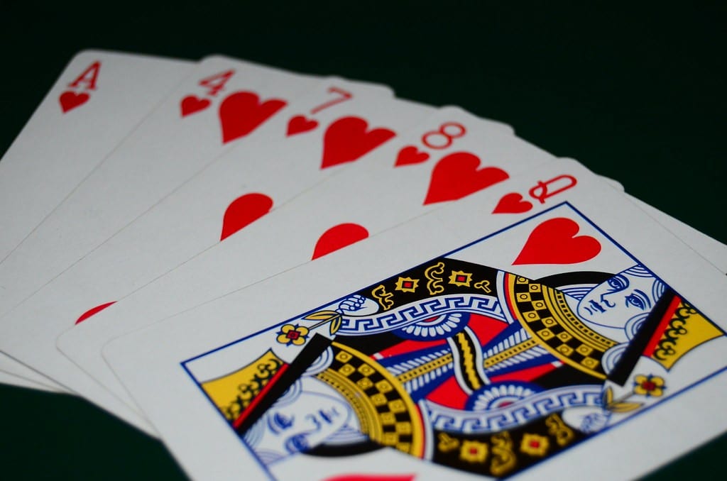 Hierarquia naipes poker play