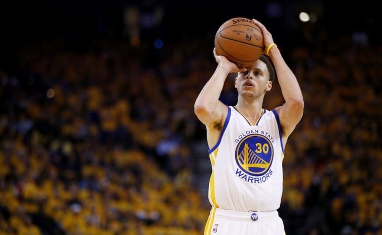 Stephen Curry como executar bom arremesso no basquete