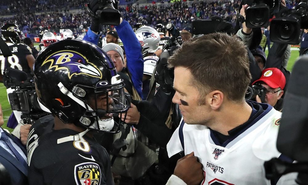 Lamar Jackson e Tom Brady