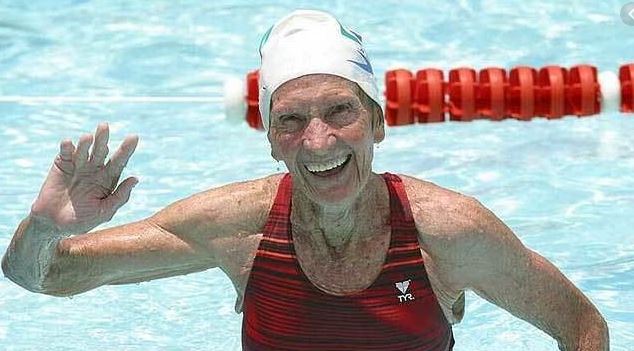 Brasileira Maria Lenk foi recordista mundial dos 200 metros peito no fim dos anos 1930