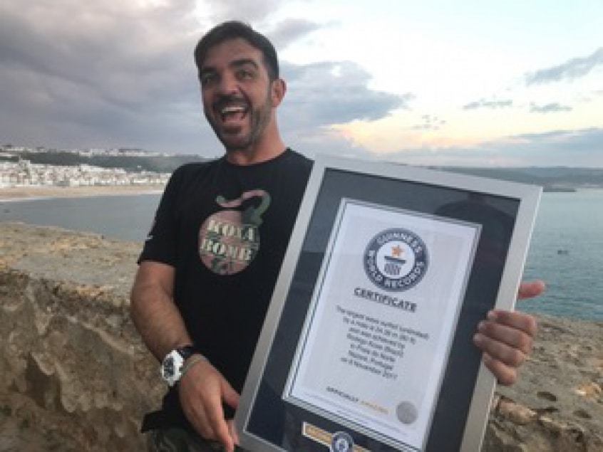 Rodrigo Koxa recordista de maior onda do mundo