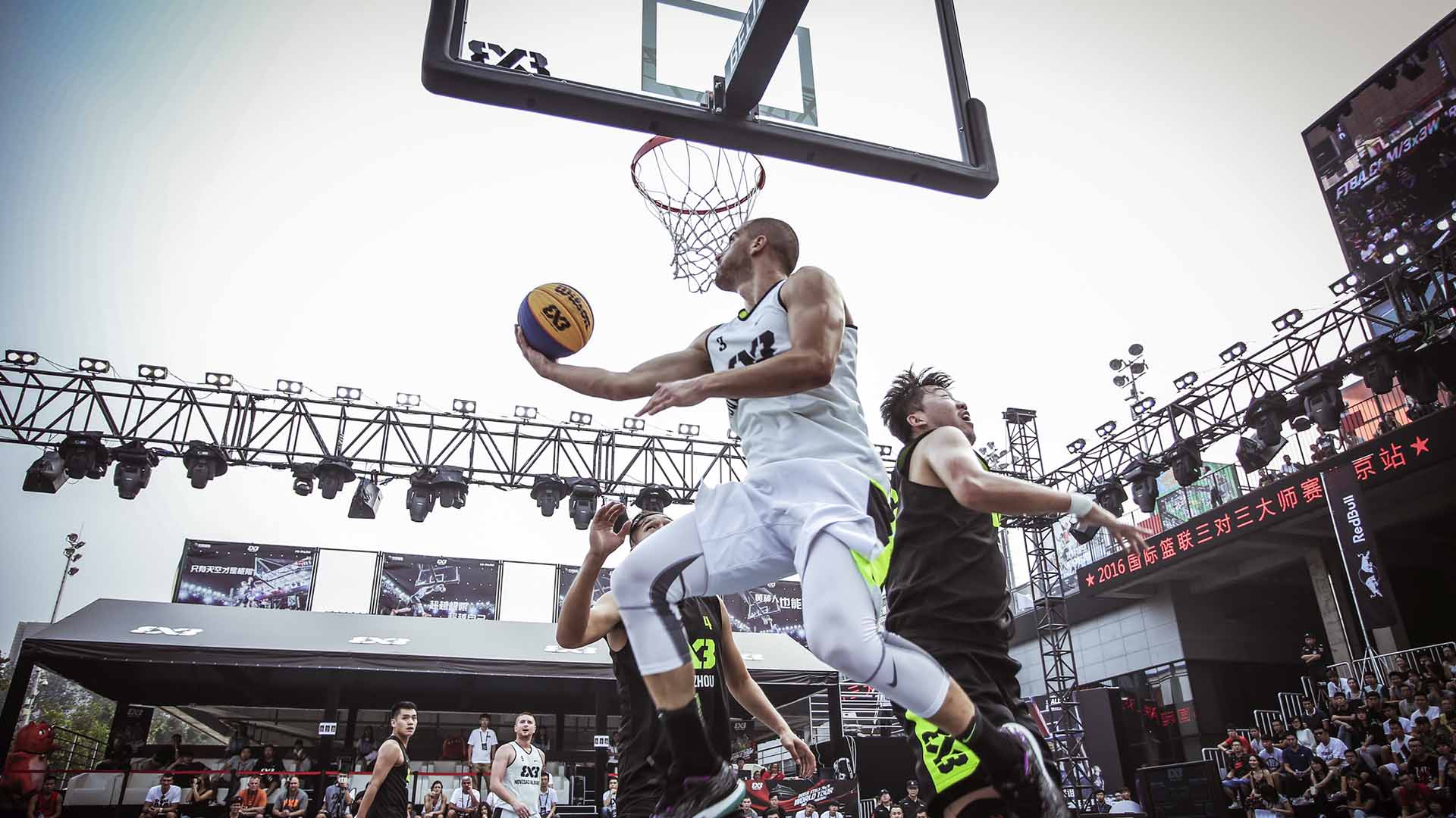 Em que país era popular em basquete 3x3?