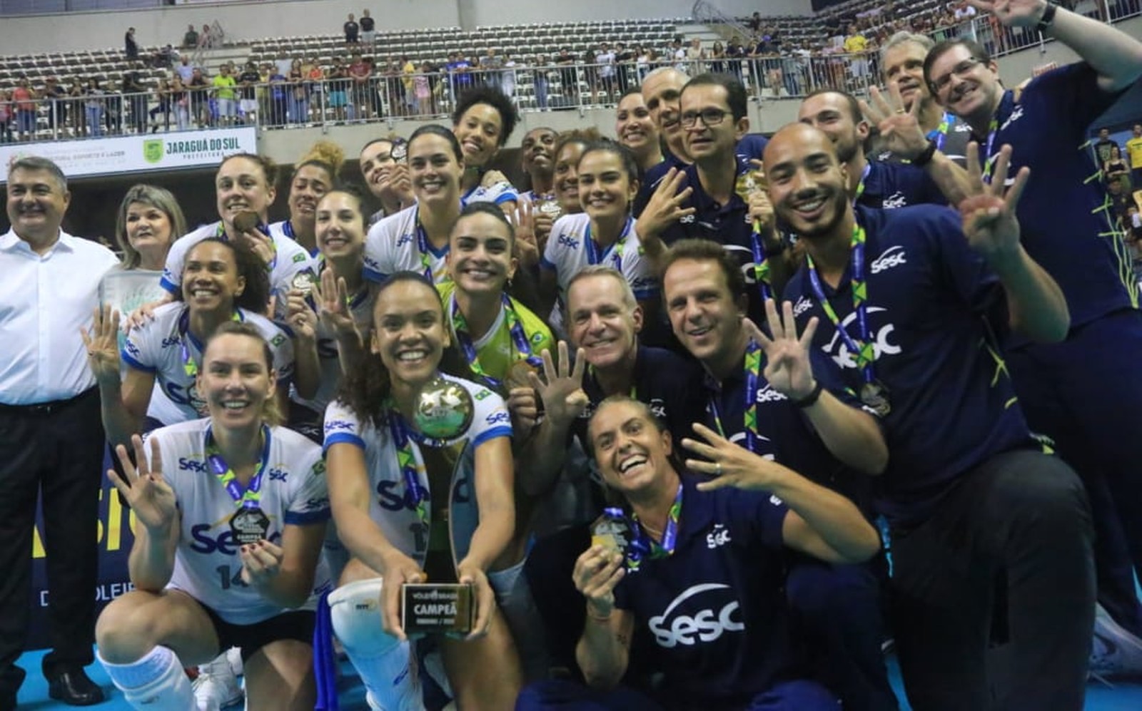 Copa Brasil de vôlei feminino define confronto da final