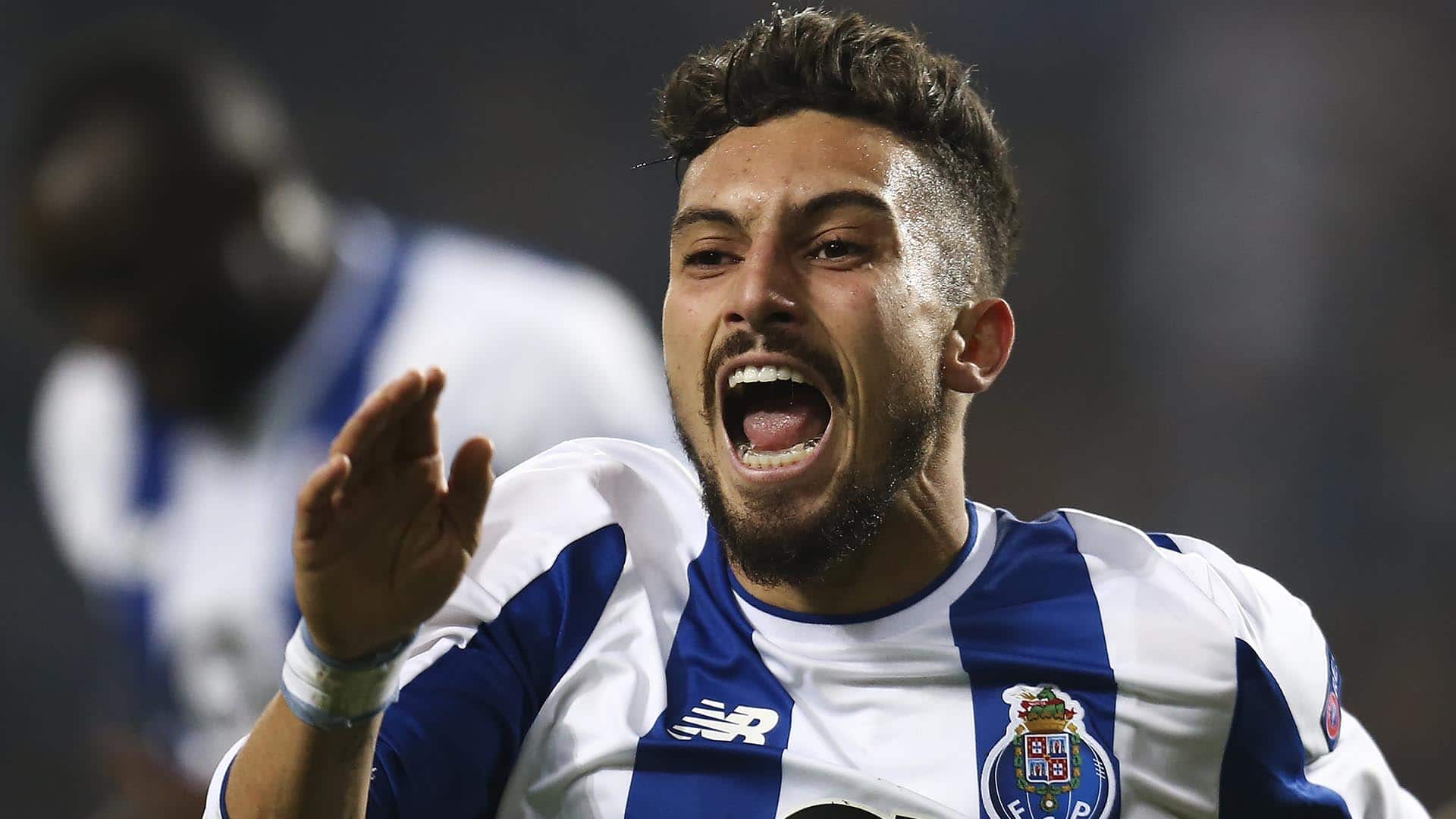 alex telles porto