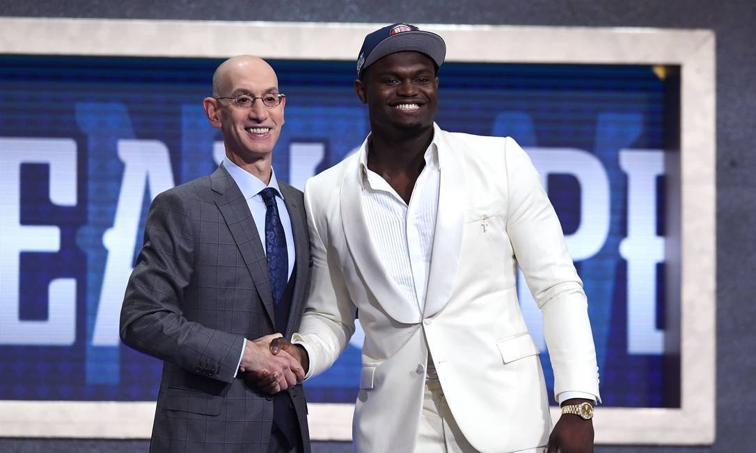 Zion Williamson foi a primeira escolha do draft da NBA de 2019