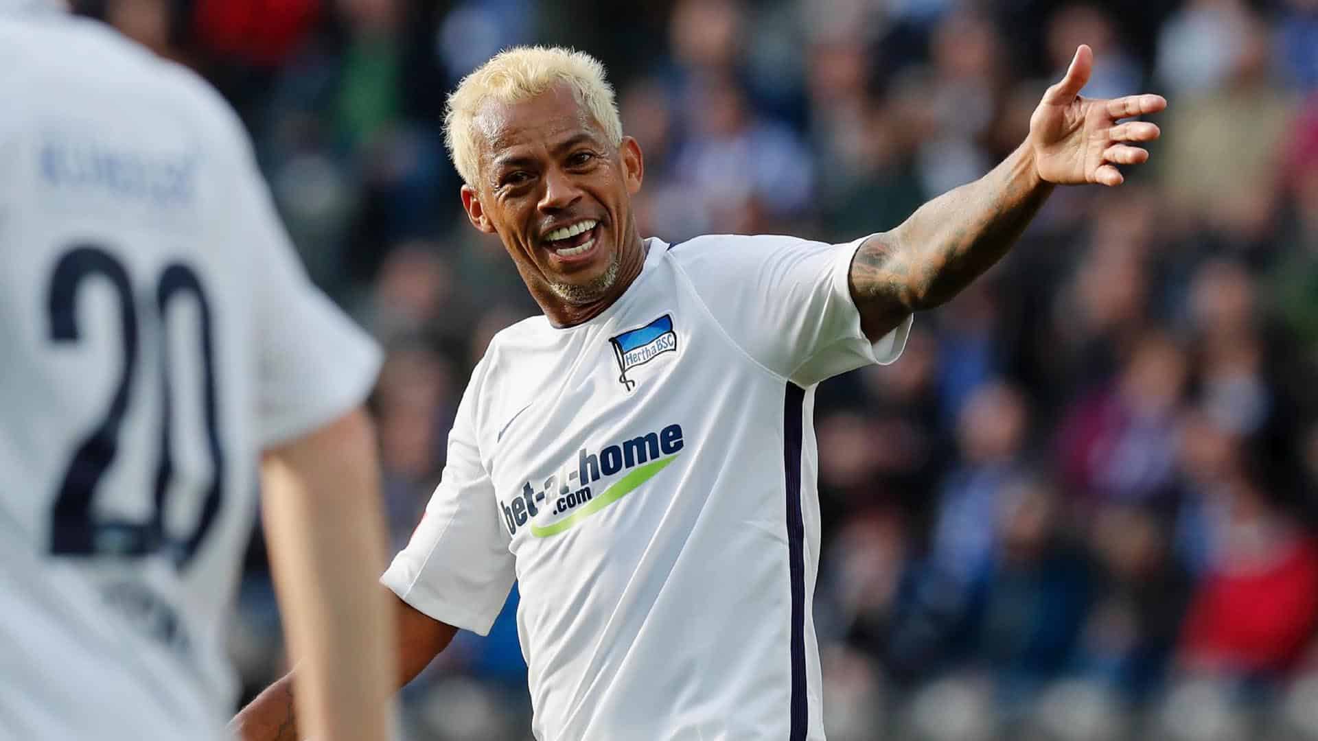 gols mais bonitos de brasileiros na Bundesliga marcelinho paraiba