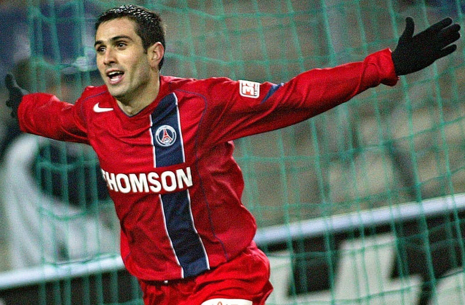 Camisa vermelha do PSG 2004