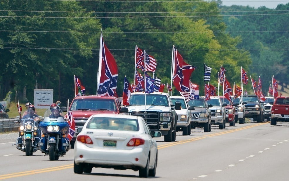 Bandeira confederada proibida na Nascar