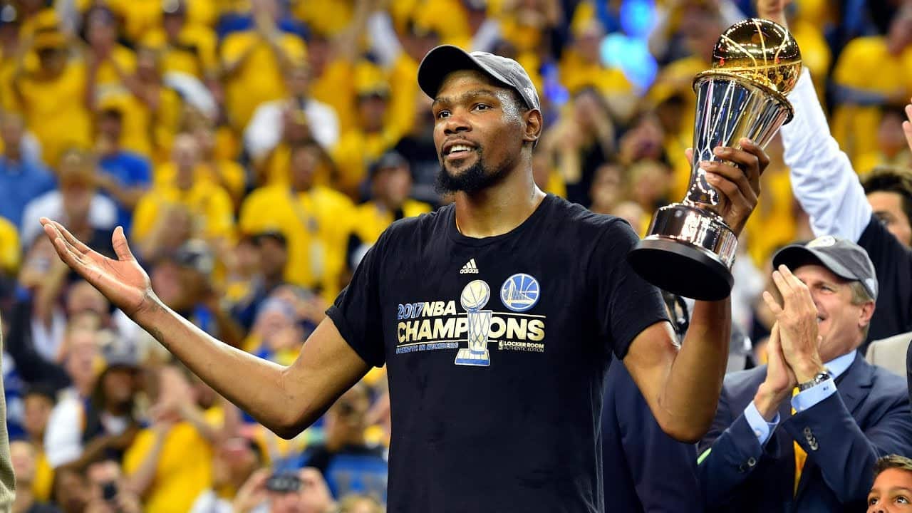 Como os Clippers conseguiram Kawhi e peitam os Lakers na NBA