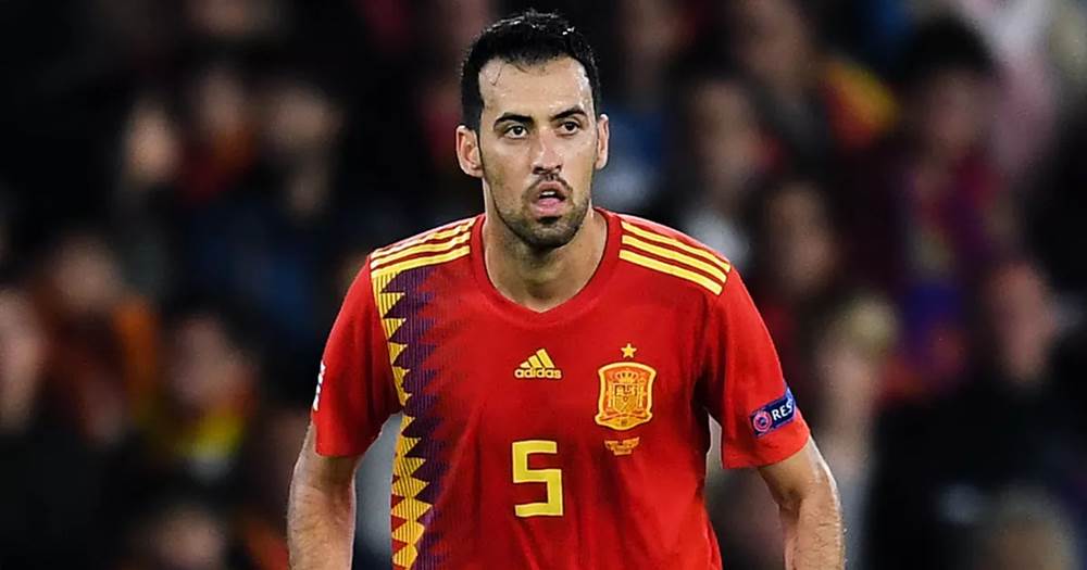 Sergio Busquets melhores jogadores de meio-campo da Espanha na história