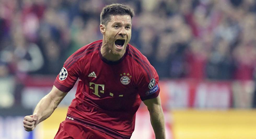 Xabi Alonso melhores meias da Espanha na história