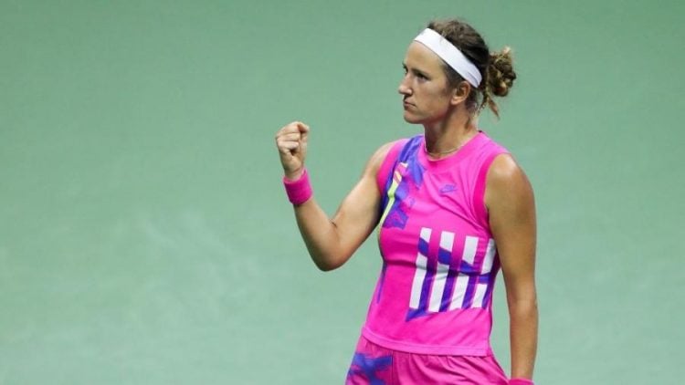 Victoria Azarenka comemorando a vitoria sobre Serena Williams