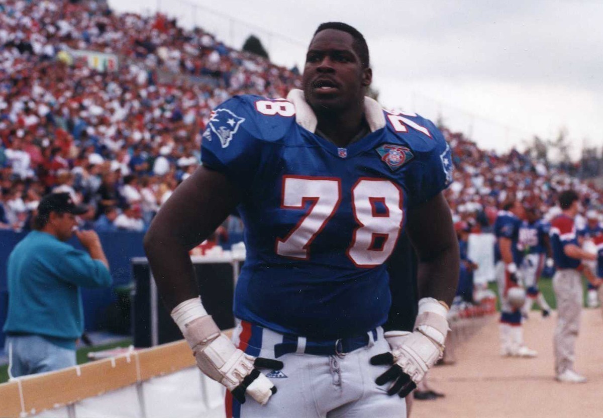 Bruce Armstrong durante jogo do New England Patriots