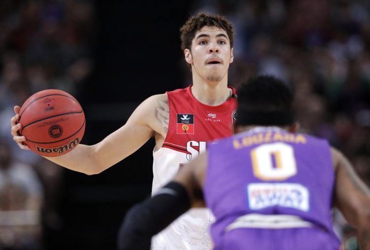 LaMelo em atuação na liga australiana