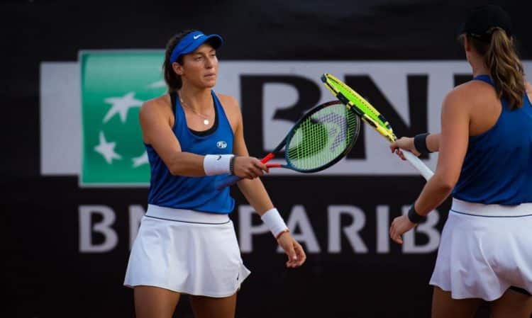 Foto de Luísa Stefani no torneio de Strasburgo em 2020