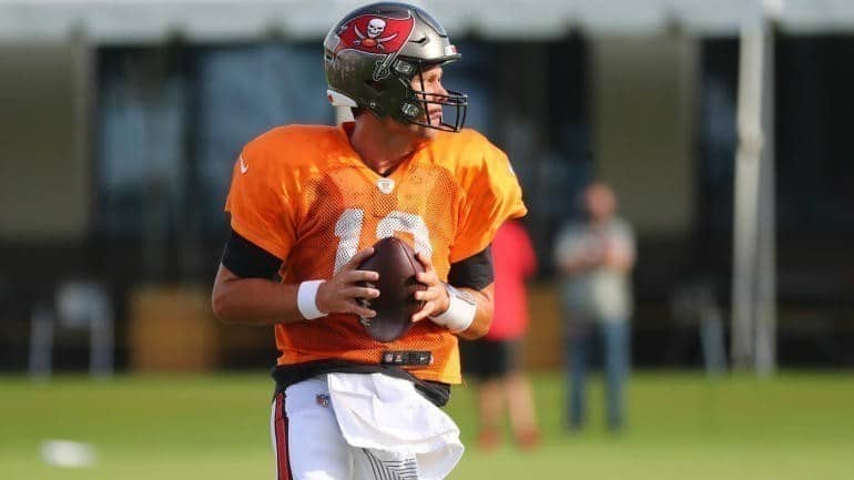 Tom Brady durante treino do Tampa Bay Buccaneers