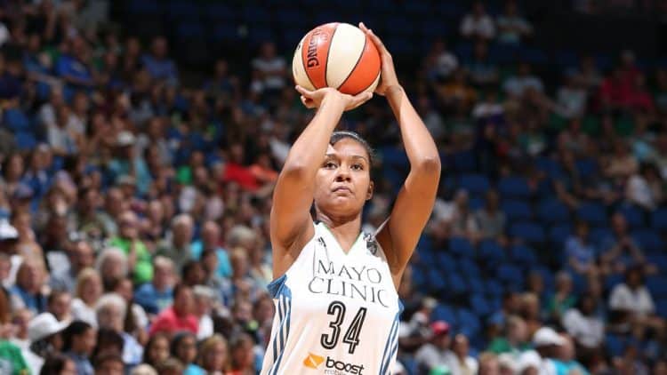 Damiris Dantas em atuação pelo Lynx em 2014